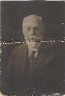 pict1508.jpg [131x193]